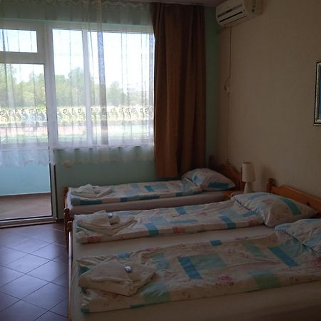Стаи За Гости Нептун Tsarevo Ngoại thất bức ảnh